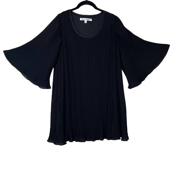Lovers + Friends Accordion Pleated Crop Bell Sleeve Mini Dress Black Size Small - Picture 1 of 10